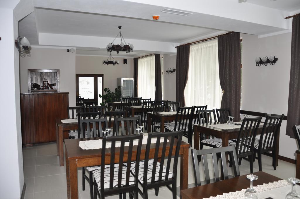 Hotel Perla Padurii à Valea Mare  Extérieur photo
